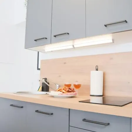 {le Factory}, Proche Euroairport