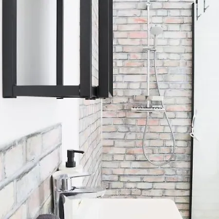 {le Factory}, Proche Euroairport Apartment *