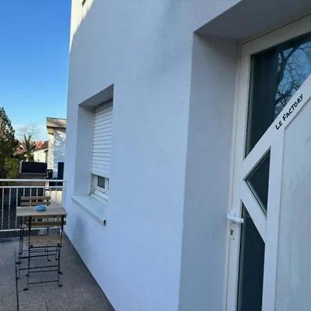 Daire {le Factory}, Proche Euroairport Saint-Louis (Haut-Rhin)